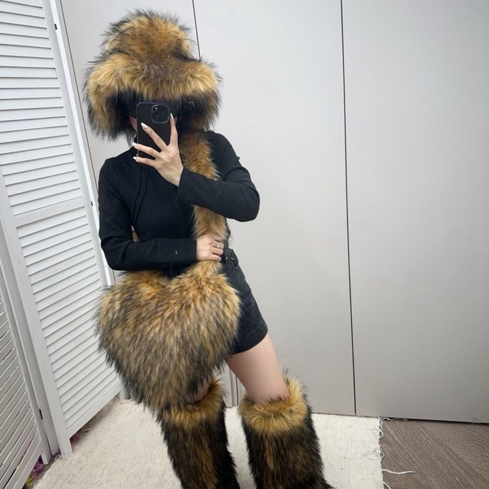 Faux Fur heart handbag